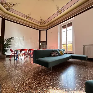 Frame Hotel